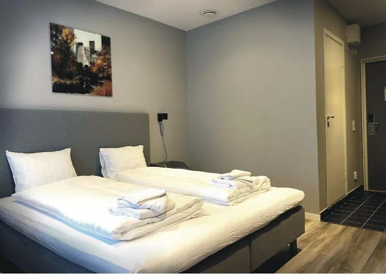 Aelvsjoe Stadshotell ستوكهولم 3*,  السويد